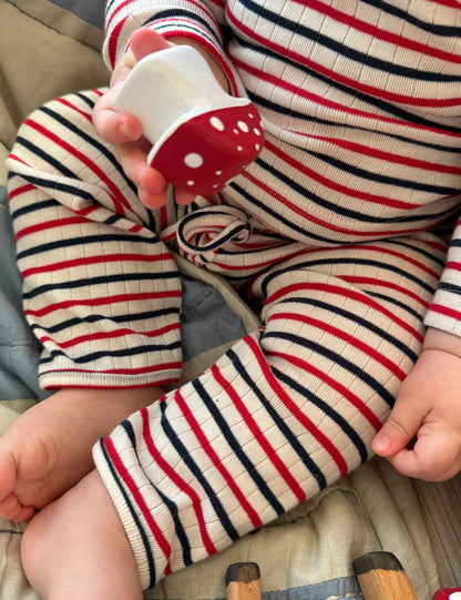 Ecru/Red/Marine